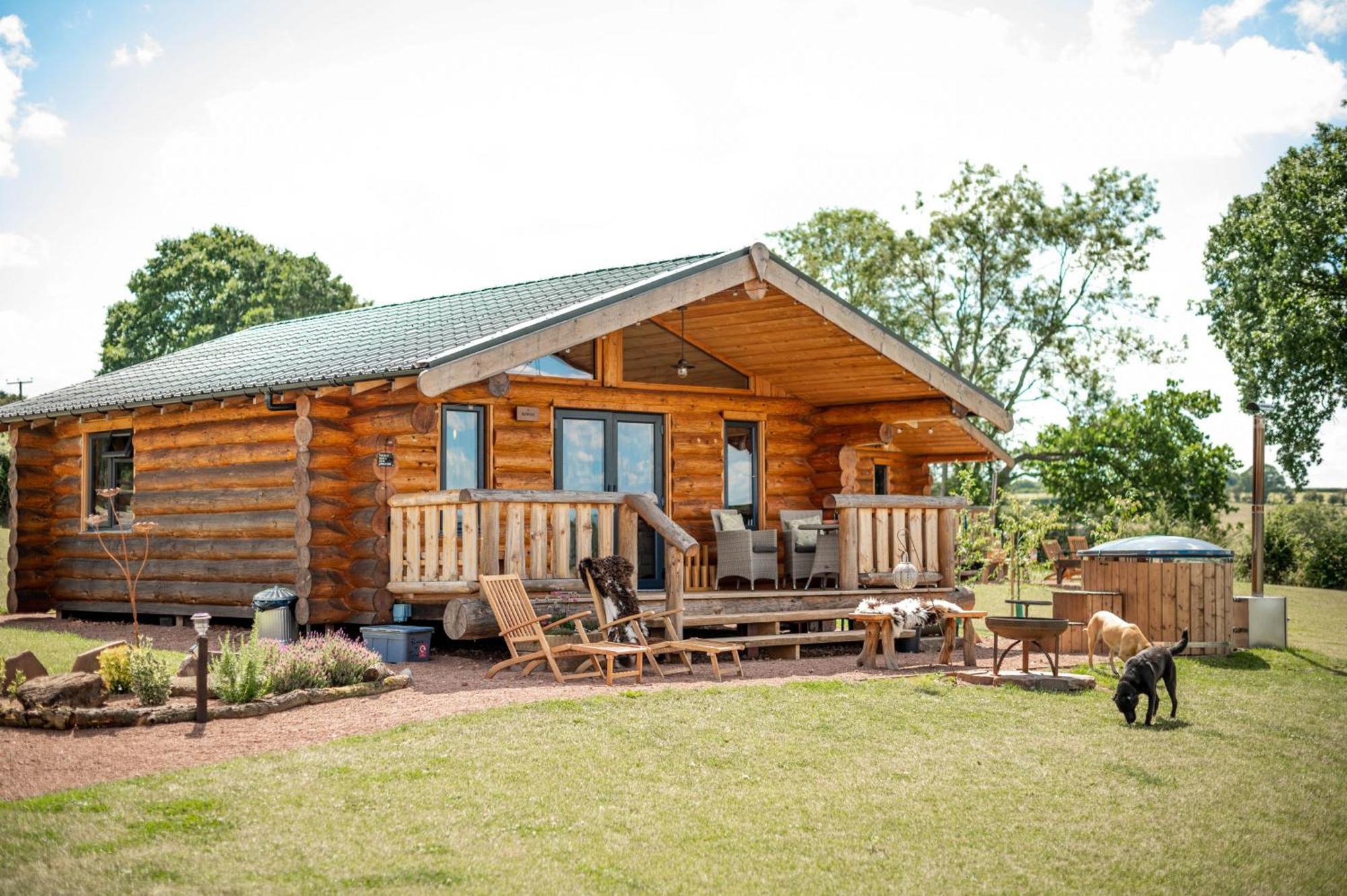 Rowan - Tedstone Log Cabins Bromyard Eksteriør bilde
